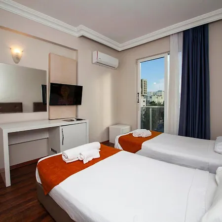 Ξενοδοχείο Goldkaya 3*