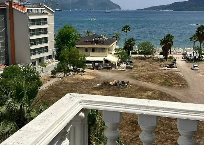 Hotel Goldkaya 3*
