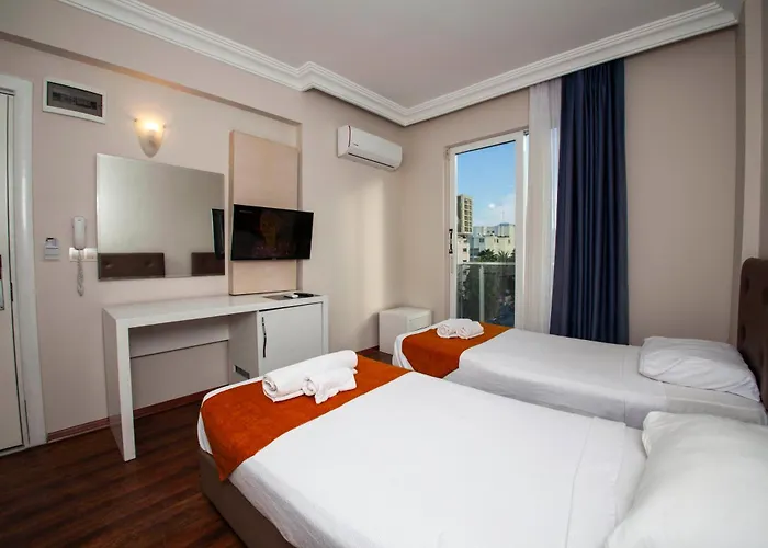 Hotel Goldkaya 3*