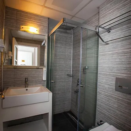 Hotel Goldkaya 3*